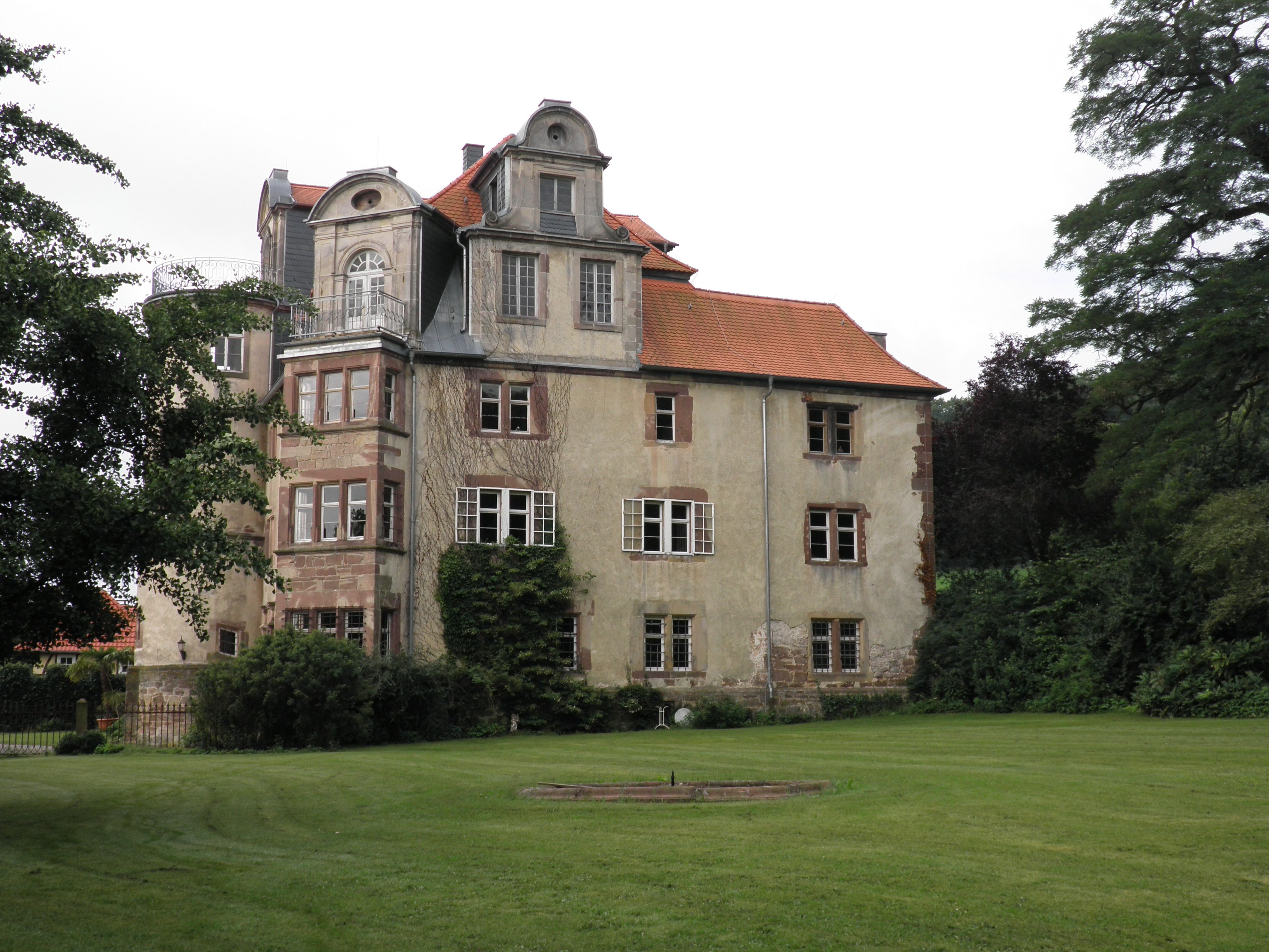 Denkmalschutz Sanierungsende an Schloss Riede in Bad