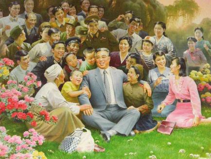 [01] + [02] Blumen für Kim Il Sung. Kunst und Architektur aus der Demokratischen Volksrepublik Korea Nationalgalerie Pjöngjang Foto © Peter Noever/MAK