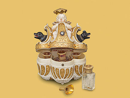 Cofanetto (Etui) mit Parfümfläschchen, Paris (?), Ende 17. Jh. © Kunsthistorisches Museum Wien