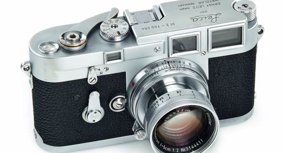 1 – Los 81 Leica M3 chrome no.700004, Jahr: 1954 SN: 700004 € 30.000 / € 50.000 – 60.000, Ergebnis: 312.000 Euro