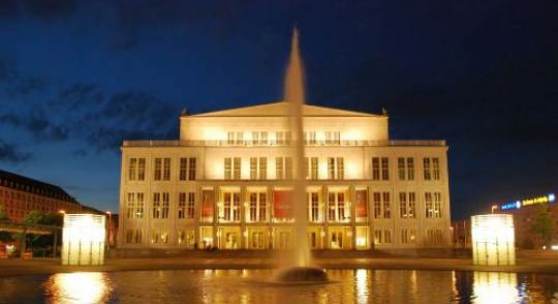 Oper Leipzig bei Nacht Quelle: LTM-Schmidt