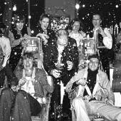 Walter Wobrazek Wien, 29.11.1976: James Hunt und Niki Lauda feiern bei Udo Proksch im Club 45 nach dem Formel 1 WM-Titel für James Hunt © Walter Wobrazek