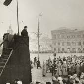007 Anonymer Fotograf, Wladimir Lenin – Politische Rede, Moskau 1918 Ergebnis: 19.200 Euro