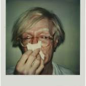 Andy Warhol, Andy Sneezing, 1978, Polaroid SX-70 © The Andy Warhol Foundation for the Visual Arts Inc. / VBK Wien 2017, Courtesy Fotosammlung OstLicht 