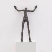 Move, 2023  Bronze, Schrift, Sockel, 30 cm (38 cm), 3-teilig, Auflage 15, Nr. 8/15, 2.000,00 EUR  © Nikolaus Fürcho