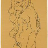 Egon Schiele „Weiblicher Akt“, 1918, schwarzer Farbstift auf Papier, 45 x 29 cm, unten rechts signiert und datiert: EGON / SCHIELE / 1918  Foto: Galerie bei der Albertina ▪ Zetter