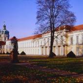 Blick auf den Neuen Flügel des Schlosses Charlottenburg. Foto: SPSG