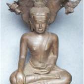 Sitzender Buddha mit Naga(Drachen),Bronze, Thailand, Lopbury,ca.120 Jahre alt,Höhe ca.92cm. Ausrufpreis: 3700,-