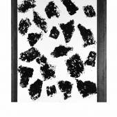 1. Jannis Kounellis Senza titolo, 2010 Stahlplatte, Leinwand, Teer / Iron plate, canvas, tar 200 x 180 cm Photographie: Michele Sereni