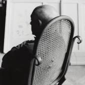 „Pablo Picasso in seiner Villa La Californie, Cannes 1957“ (Los 106, Schätzpreis 3.000 - 3.500 Euro)