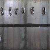 Jannis Kounellis, Ohne Titel, 2teilig, 1989, Eisen, Blei, Kohle, Farbe, 200 x 360 cm, erzielter Preis € 283.300, Fotonachweis: Dorotheum