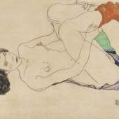Lot: 114003199   Schiele, Egon  Liegender weiblicher Akt mit angezogenen Beinen, 1913.  Schätzpreis: 300.000 EUR / 393.000 $   