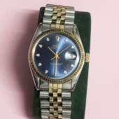 Herrenarmbanduhr Marke Rolex, Model Oyster Perpetual Date mit blauem Ziffernblatt und Diamantbesatz, Gelbgold/Edelstahl, nummeriert 5010029, Ref 1603 Superlative Chronometer-Officially certified 