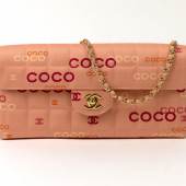 Chanel Chocolate Bar Shoulder Bag, um 2000/2002  Rufpreis € 600 