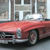 Lot 449 1958 Mercedes-Benz 300 SL Roadster  Schätzwert € 950.000-1.250.000