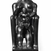 Fernando Botero (geb. 1932) Mutter und Kind, 1994, Bronze, dunkle Patina, Nr. 3/6, 63 x 21,8 x 31 cm, Schätzwert € 180.000 - 220.000 Auktion 30. Mai 2017