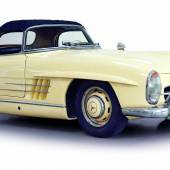 1960 Mercedes-Benz 300 SL Roadster, Ausstellungswagen der London Motor Show 1960, erzielter Preis € 899.000