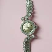 Damenarmbanduhr Marke Jaeger Le Coultre, 750er Weissgold mit Dimantbesatz, zusammen ca. 1,2ct, ca. 26,71 Gramm brutto
