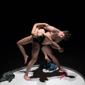 Kaori Ito (FR/JP) & Théo Touvet (FR) / Himé Company  Fire me up - Spoken and danced confidences  © Laurent Phillippe 