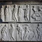 Lot 2: Charles Négre zugeschrieben, "Gipsabdrücke von Reliefs des Parthenons" Startpreis: EUR 26.000 Schätzpreis: EUR 50.000 - 60.000