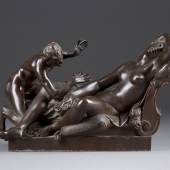 Lot 2005: GIOVANNI BOLOGNA GEN. GIAMBOLOGNA (1529-1608), Schlafende Nymphe mit Satyr, Bronze, braun patiniert. H. 20,5 cm, B. 32 cm. Erlös 30.000,- €