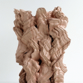 Tony Cragg, In No Time, 2019. Wood. 245 x 178 x 95 cm (96,46 x 70,08 x 37,4 in).