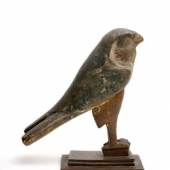 Teppich-Kunst und ein altägyptischer Horus-Falke: 55. Spezialauktion Sammlerteppiche & Ethnologica 