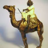 Araberjunge zu Pferd, Wiener Bronze, gemarkt Franz Bergmann, Wien, um 1900, H: 20 cm. 
                                                                                                          Foto: Antiquitäten Kutnjak
