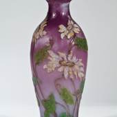 300 - Bedeutende Vase mit Dahlien Verrerie d'Art de Lorraine Burgun, Schverer & Cie, 1895-1903  Katalogpreis: 14.000 - 16.000 €