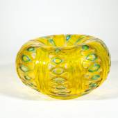 636 - Bedeutende kürbisförmige Vase ''Transennati'' Auktion: 231 - 25. Glasauktion Zwiesel  Anzolo Fuga (Entwurf), A.VE.M. (Arte Vetreria Muranese), Murano, 1962 Katalogpreis: 5.500 - 7.000 €
