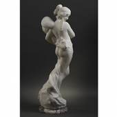 “Pandora” sculpture en marbre blanc de Carrare de l’artiste italien Guglielmo Pugi (1850 – 1915). Hauteur : 85 cm – © Galerie Artimo