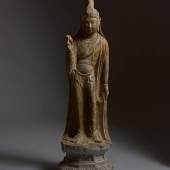 9905 Limestone Figure Of A Bodhisattva, Tang Dynasty