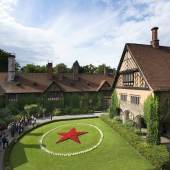 Vor 100 Jahren eingeweiht: Schloss Cecilienhof in Potsdam. Foto: SPSG/Leo Seidel