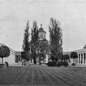 Innenhof mit Bäumen: Ansicht des Marmorpalais um 1880. Foto: SPSG