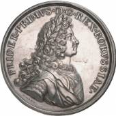 Bildnis Friedrich I. König von Preußen. Medaille von Friedrich Eberhard Marl zur Erinnerung an die Gründung der Akademie der Künste, 1706/1707. Münzkabinett der Staatlichen Museen zu Berlin, 18205704, Foto: Lutz-Jürgen Lübke (Lübke und Wiedemann).