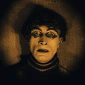 Filmstill aus: Das Cabinet des Dr. Caligari (Regie: Robert Wiene,Drehbuch: Carl Mayer und Hans Janowitz, 1920). Freundlicherweise zur Verfügung gestellt von der Friedrich-Wilhelm-Murnau-Stiftung, Wiesbaden 