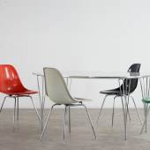 Charles Eames: Sie sind wohl die absoluten Stars unter den Design-Klassikern: Die Side-Chairs sowie alle weiteren Produkte des US-amerikanischen Ehepaars Ray und Charles Eames.  