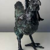 (Bild Cockerel, bronze; Bildnachweis: Helle Rask Crawford)): „Cockerel“, eine Bronzeskulptur der dänischen Bildhauerin Helle Rask Crawford.