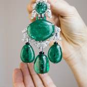 Colombian emerald and diamond pendant-brooch combination, Cartier, 1927 - Model -Magnificent Jewels and Noble Jewels Sotheby's Geneva 13 nov 2019