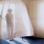 Aino Kannisto, Untitled (Translucent Curtain), 2002, C-Print, Aluminium, 90 x 113 cm, courtesy: Galerie m Bochum © Aino Kannisto, courtesy: Galerie m Bochum