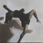 Charlotte Rudolph, Gret Palucca - Mit doppeltem Schatten, 1925 Silbergelatinepapier, retuschiert, 191 x 171 mm