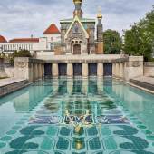 Lilienbecken auf der Mathildenhöhe in Darmstadt * Foto: Nikolaus Heiss