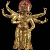 Repoussé-Figur des Sadbhuja-Mahakala Tibet, Ende 18./frühes 19 Jh.; Höhe 63 cm  Zur Verfügung gestellt von: Galerie Darya