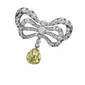 Diamond brooch, late 19th century - Royal Jewels from the Bourbon Parma Family - Sotheby's Geneva 14 Nov 2018