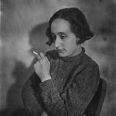 Selbstporträt, London, um 1936 Edith Tudor-Hart Digitaler Inkjet-Print, 30,4 × 30 cm © Scottish National Portrait Gallery / Archive presented by Wolfgang Suschitzky 2004 