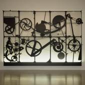 Jean Tinguely, Éloge de la folie, 1966 540 x 780 x 75 cm, Aluminiumrahmen mit Holzrädern, Draht, Gummibändern, Kugeln, Elektromotoren, alles schwarz bemalt