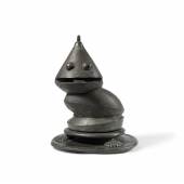 Max Ernst  Mon ami Pierrot 1974 Bronze. Höhe 51 cm.   Ergebnis € 327.000