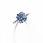 Fancy Vivid Blue diamond, 5.04 carats - Sotheby's Magnificent Jewels & Noble Jewels - Geneva 15 November 2018