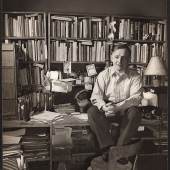 Friedrich Kiesler an seinem Schreibtisch, New York, 1947, Fotograf: Ben Schnall