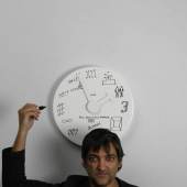 Blank Wall Clock Marti Guixé für Alessi Foto: Imagekontainer/Knölke
